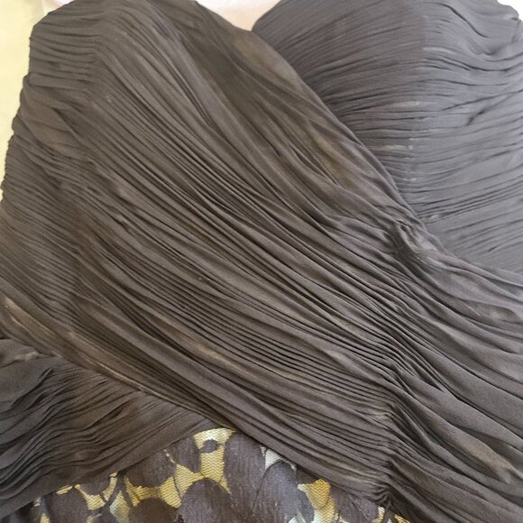 JOVANI GOWN - Picture 8 of 15